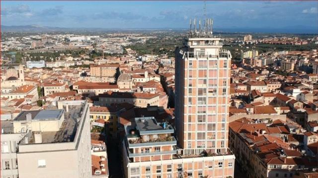 Апартаменты The Tower Centro - Piazza Castello Сассари Экстерьер фото